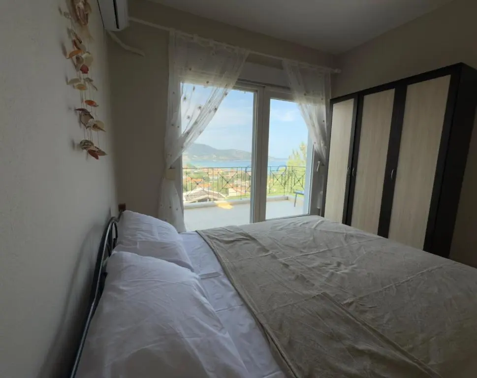 Panoramic view from Hilltop Heaven